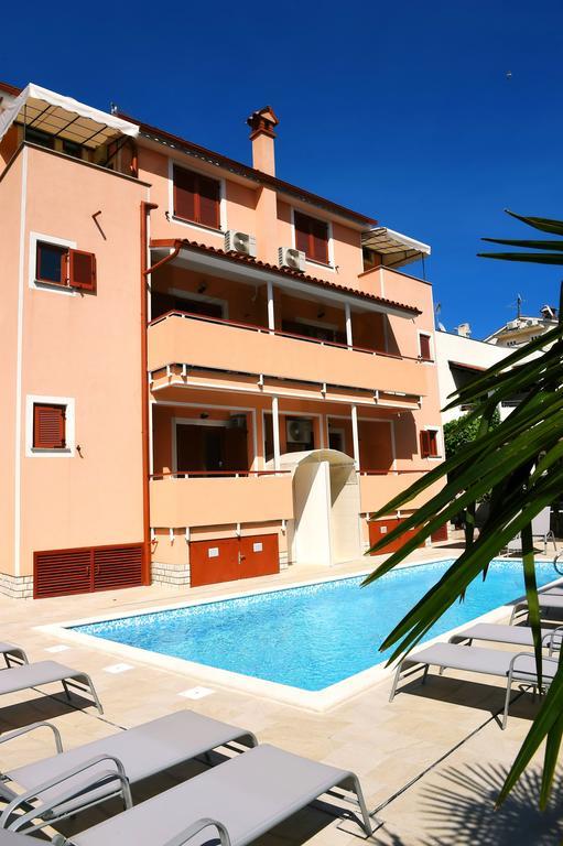 Apartments Zdjelar Пореч Экстерьер фото